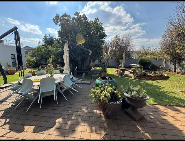 5 BEDROOM HOUSE FOR SALE IN MIDSTREAM RIDGE